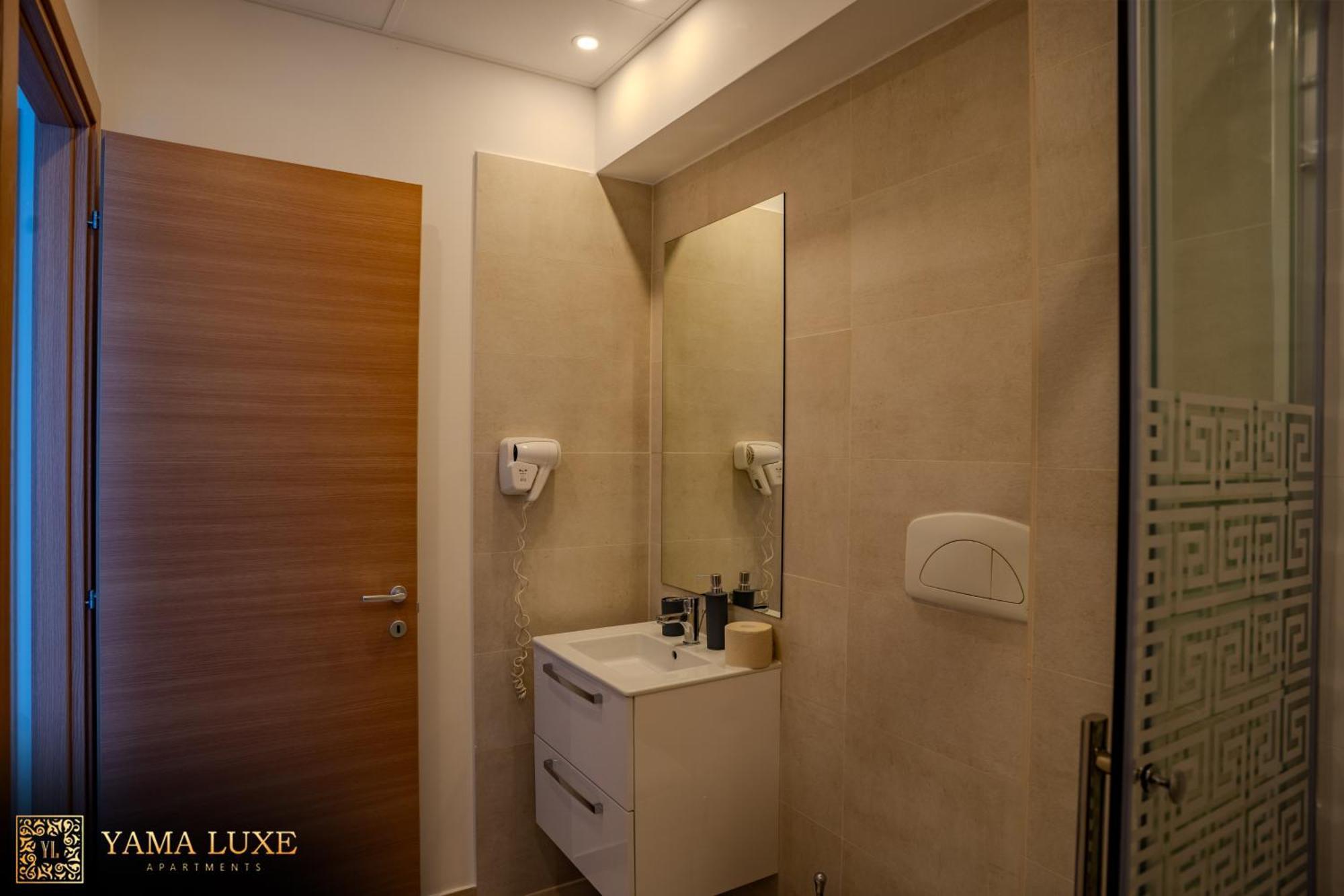 Yamaluxe Apartments - Heart & Soul With Lovely Colours Bucureşti Exterior foto